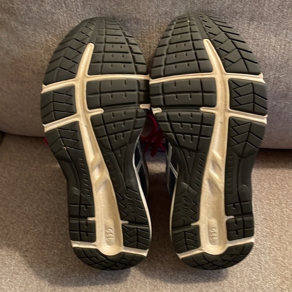 ASICS  blue sneakers with bright pink laces - Picture 2 of 4